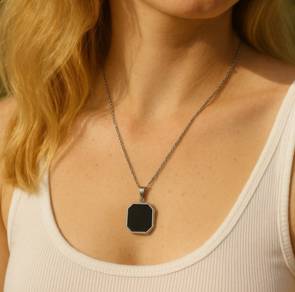Temperature-activated Necklace